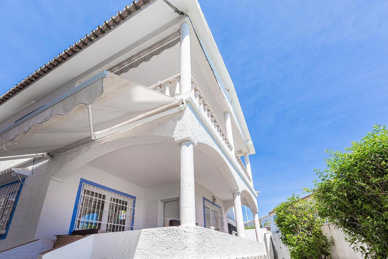 Monko Villa Mieres 토레몰리노스 외부 사진