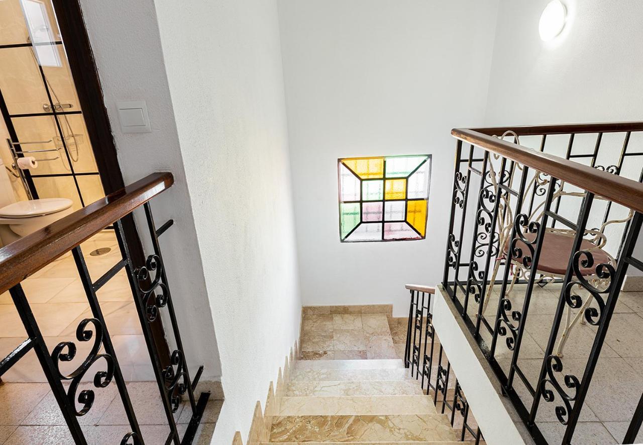 Monko Villa Mieres 토레몰리노스 외부 사진